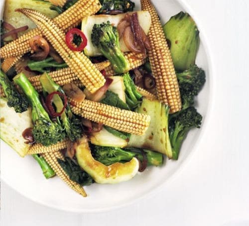 https://images.immediate.co.uk/production/volatile/sites/30/2020/08/10_minute_stir-fry-c43c191.jpg?quality=90&resize=500%2C454